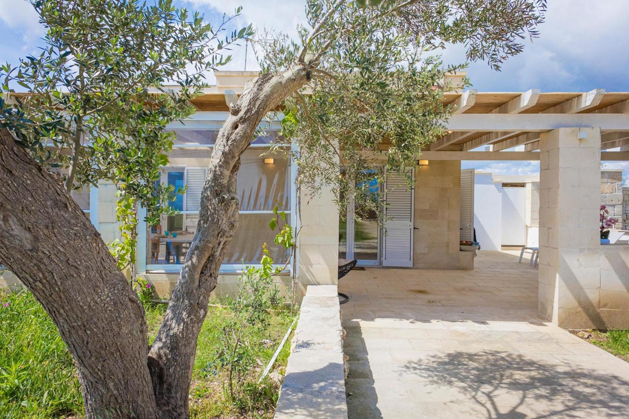 Villa La Reimunda - Happy Rentals Otranto Luaran gambar